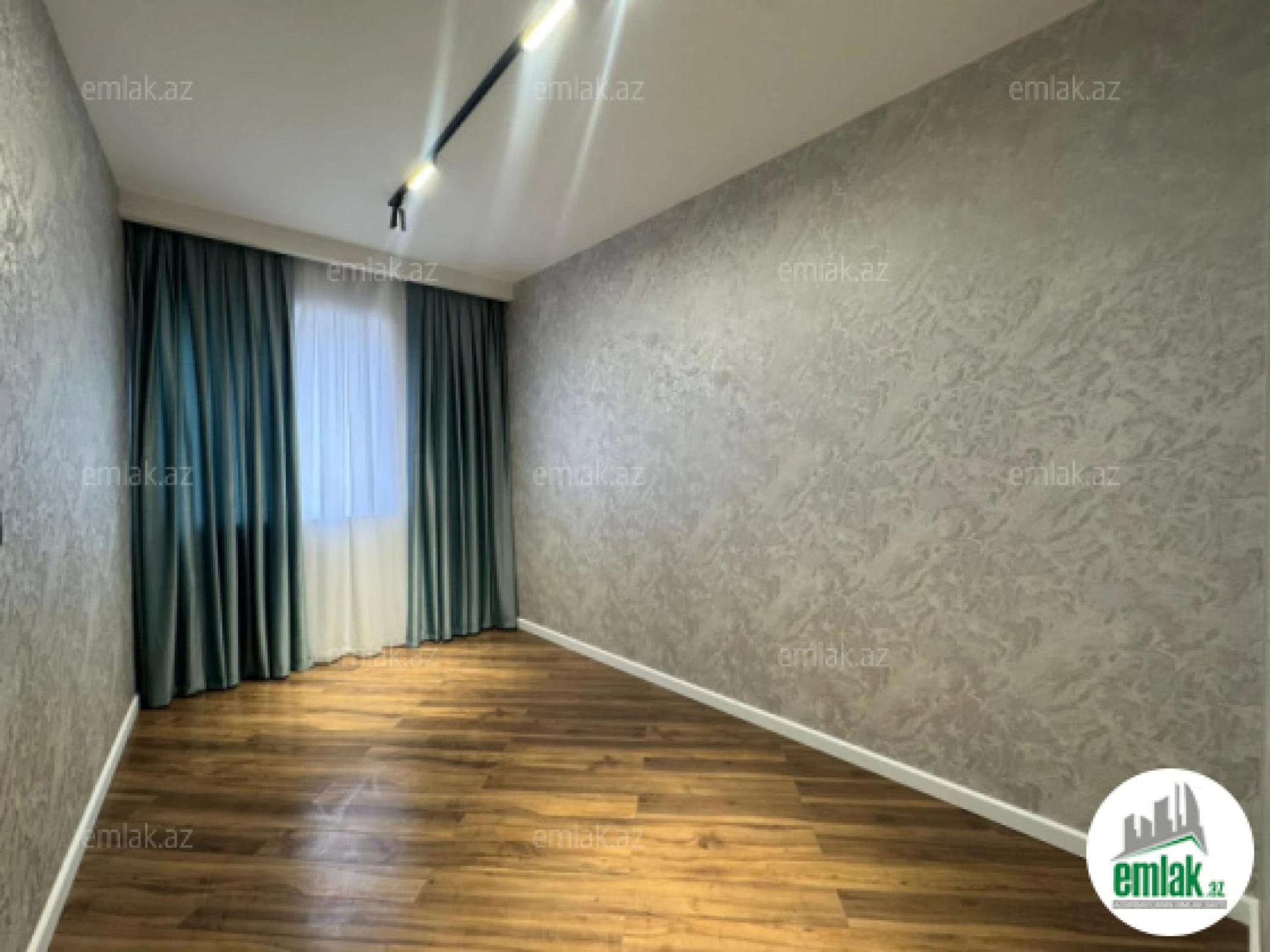 Satılır 4 otaqlı həyət evi 158 m²