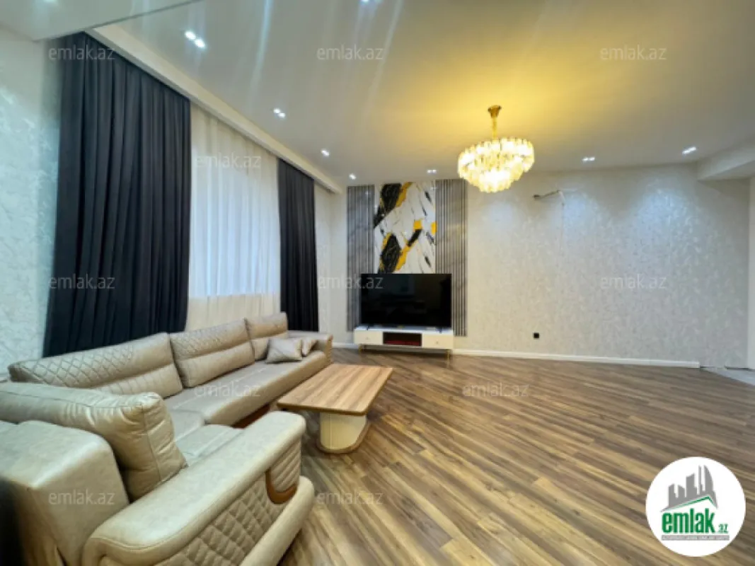 Satılır 4 otaqlı həyət evi 158 m²