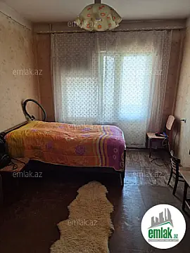 Satılır 3 otaqlı köhnə tikili 110 m²