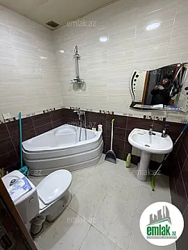 Satılır 2 otaqlı yeni tikili 70 m²