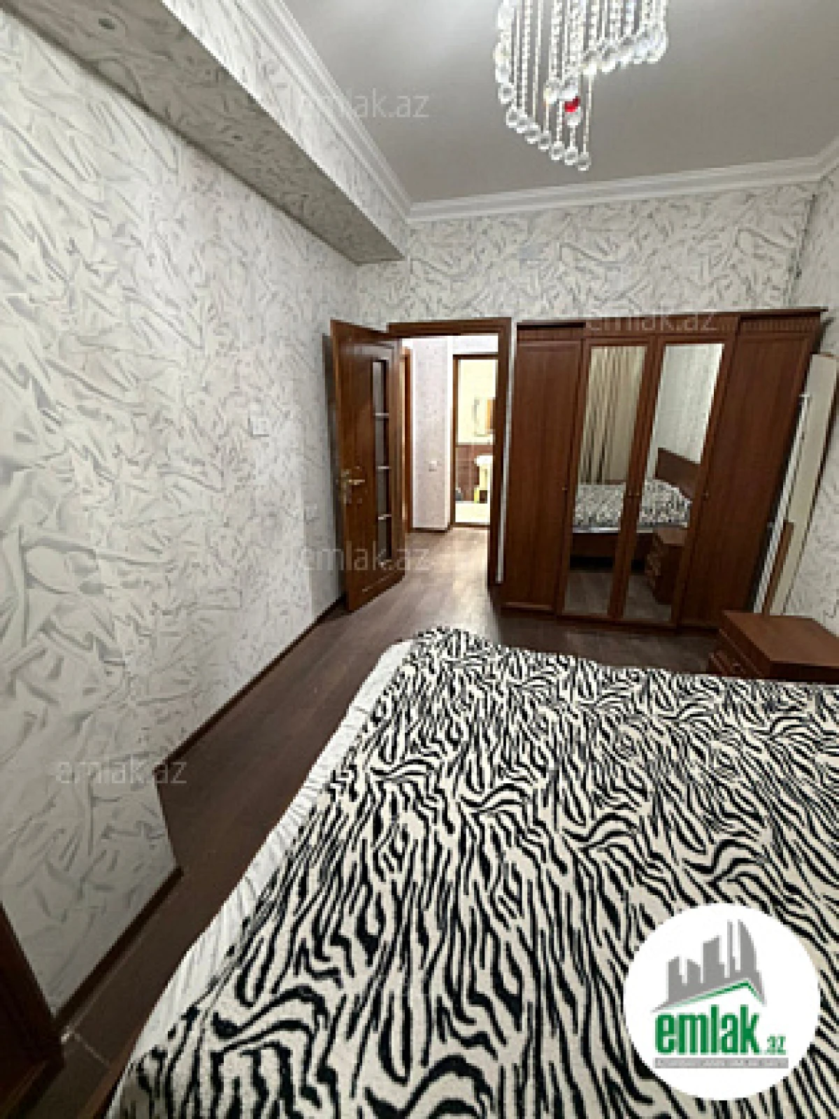 Satılır 2 otaqlı yeni tikili 70 m²