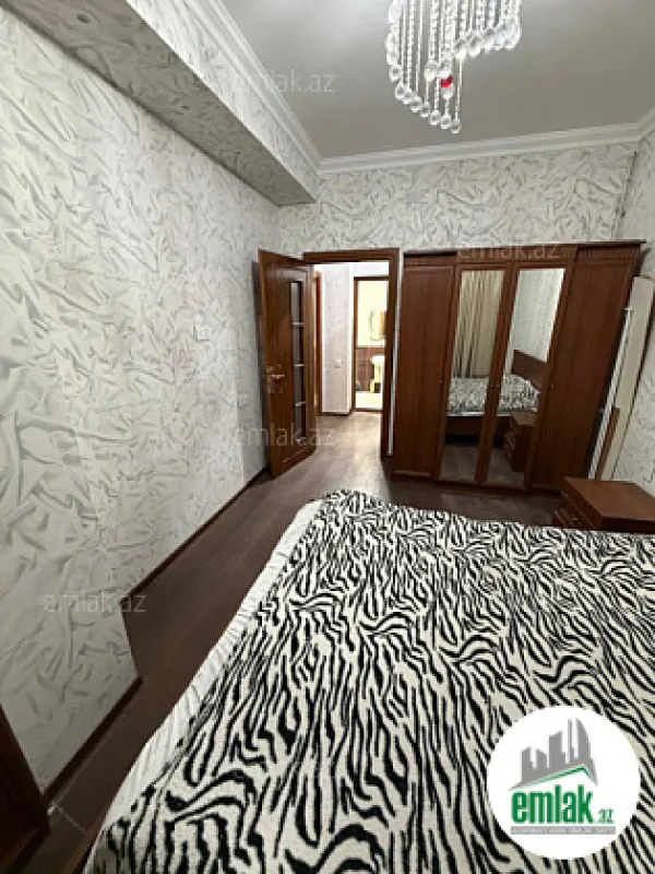 Satılır 2 otaqlı yeni tikili 70 m²