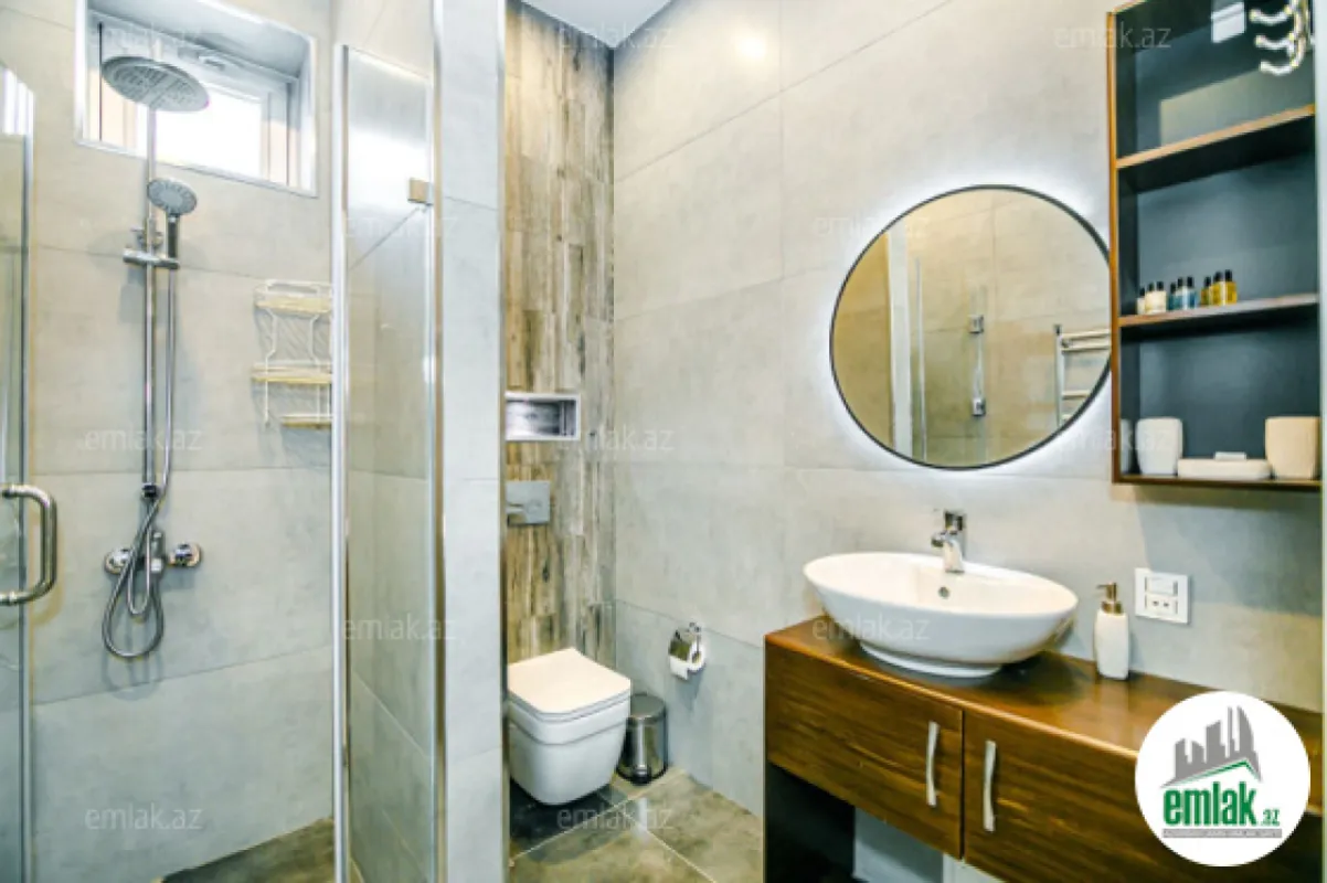 Satılır 19 otaqlı obyekt 1700 m²