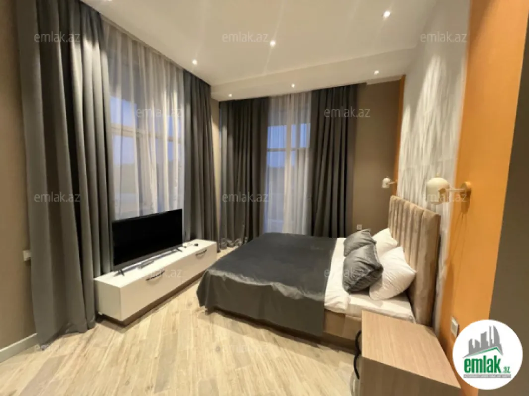 Satılır 19 otaqlı obyekt 1700 m²