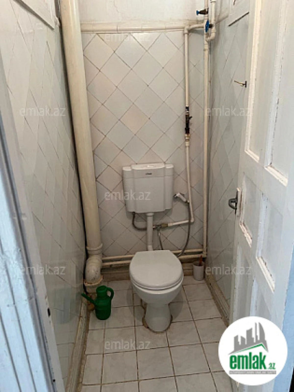 Satılır 2 otaqlı köhnə tikili 60 m²