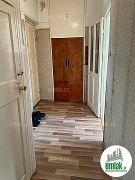 Satılır 2 otaqlı köhnə tikili 60 m²