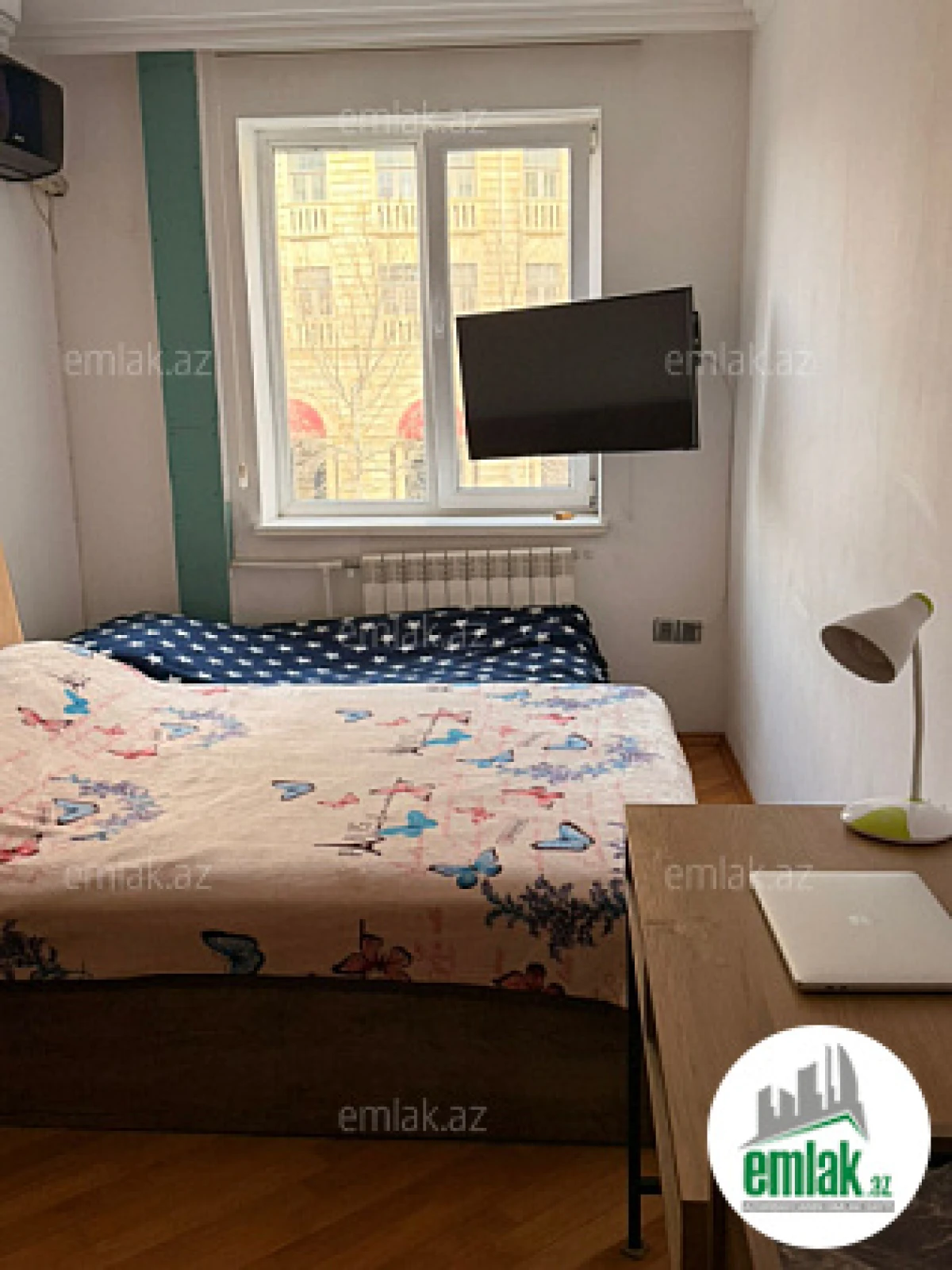 Satılır 2 otaqlı köhnə tikili 60 m²