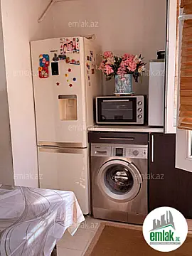 Satılır 2 otaqlı köhnə tikili 60 m²