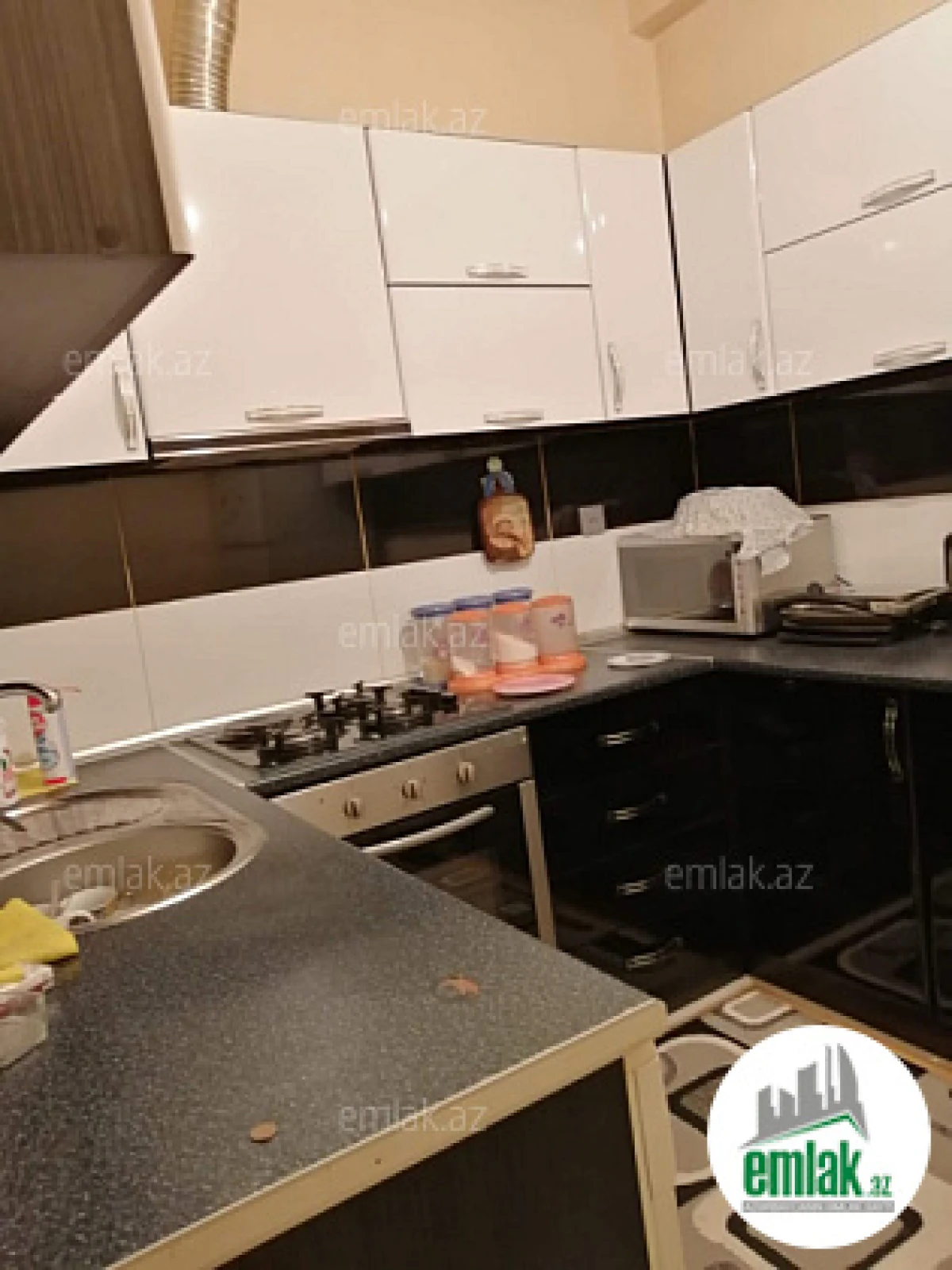 Satılır 2 otaqlı yeni tikili 67 m²