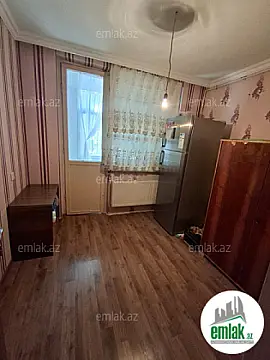 Satılır 2 otaqlı köhnə tikili 56 m²