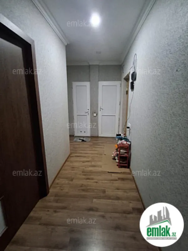 Satılır 2 otaqlı köhnə tikili 56 m²