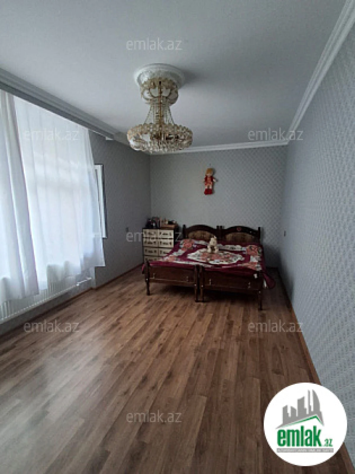 Satılır 2 otaqlı köhnə tikili 56 m²