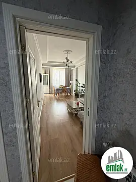 Satılır 2 otaqlı yeni tikili 76 m²