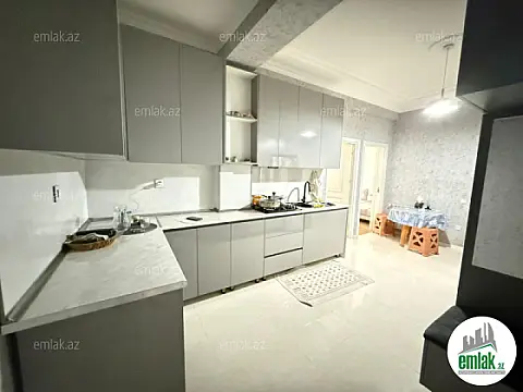 Satılır 2 otaqlı yeni tikili 76 m²