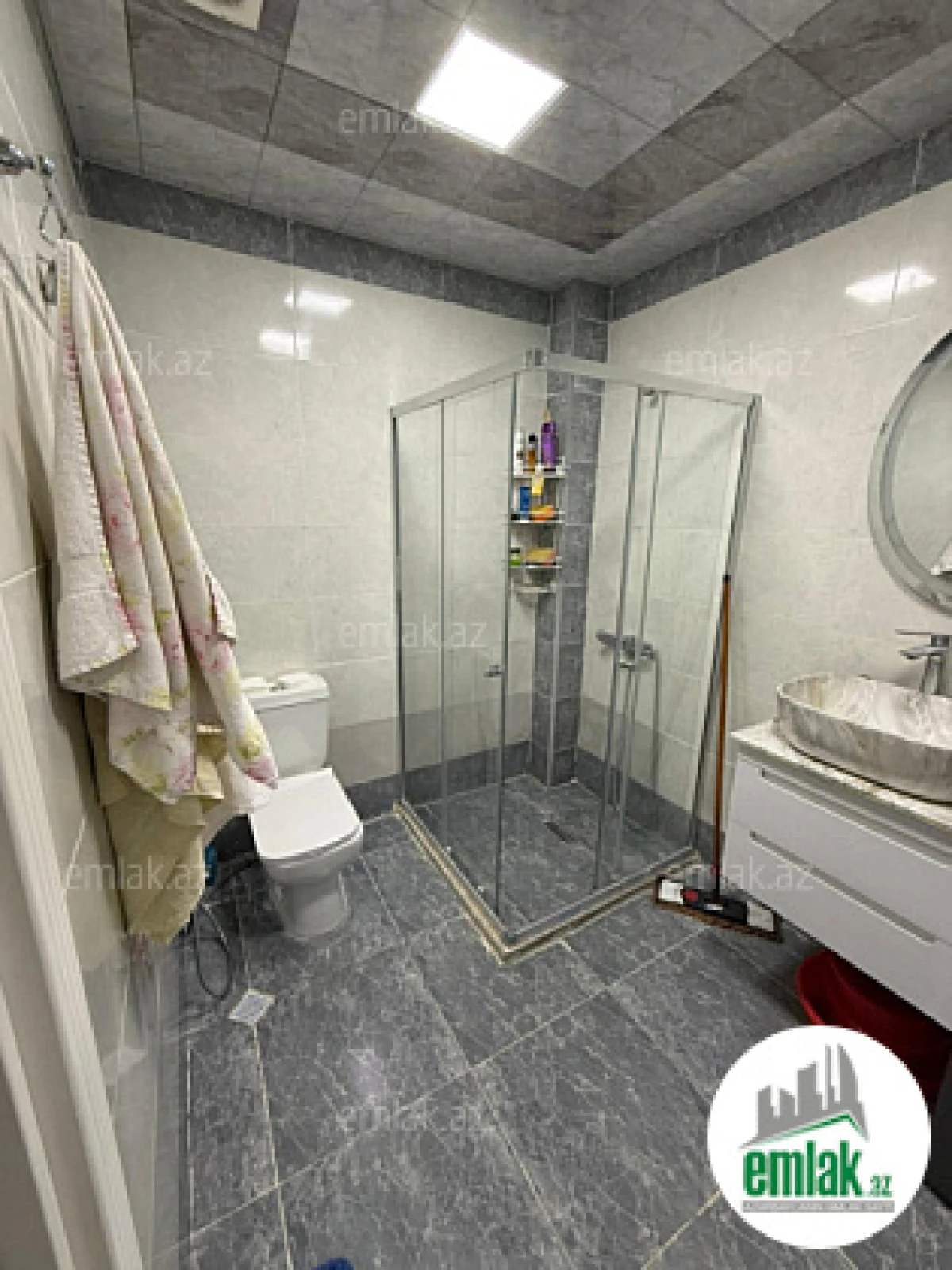 Satılır 2 otaqlı yeni tikili 76 m²