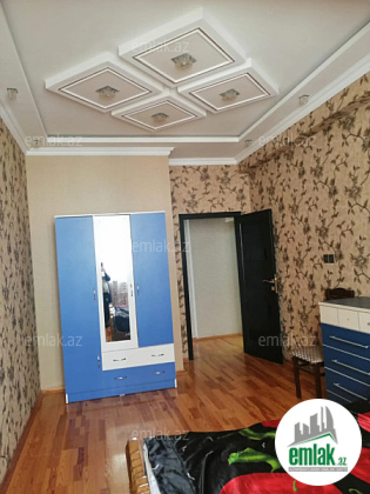 Satılır 3 otaqlı yeni tikili 90 m²