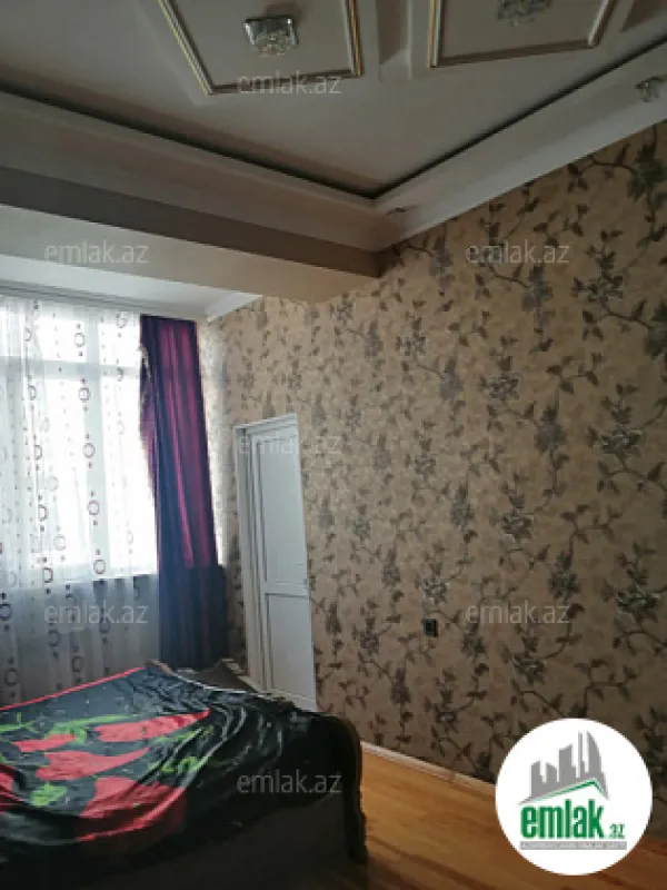 Satılır 3 otaqlı yeni tikili 90 m²