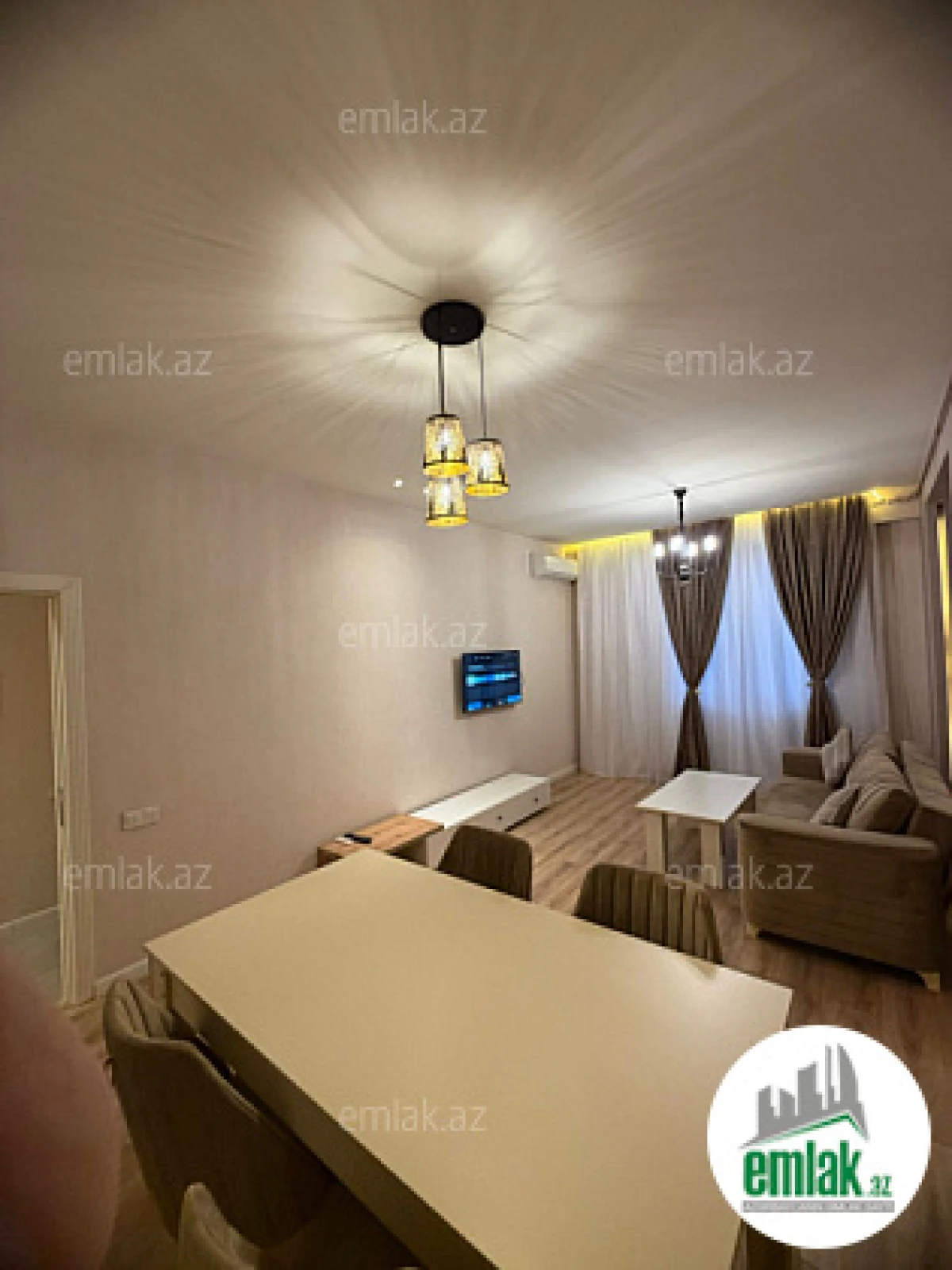 Satılır 2 otaqlı yeni tikili 75 m²