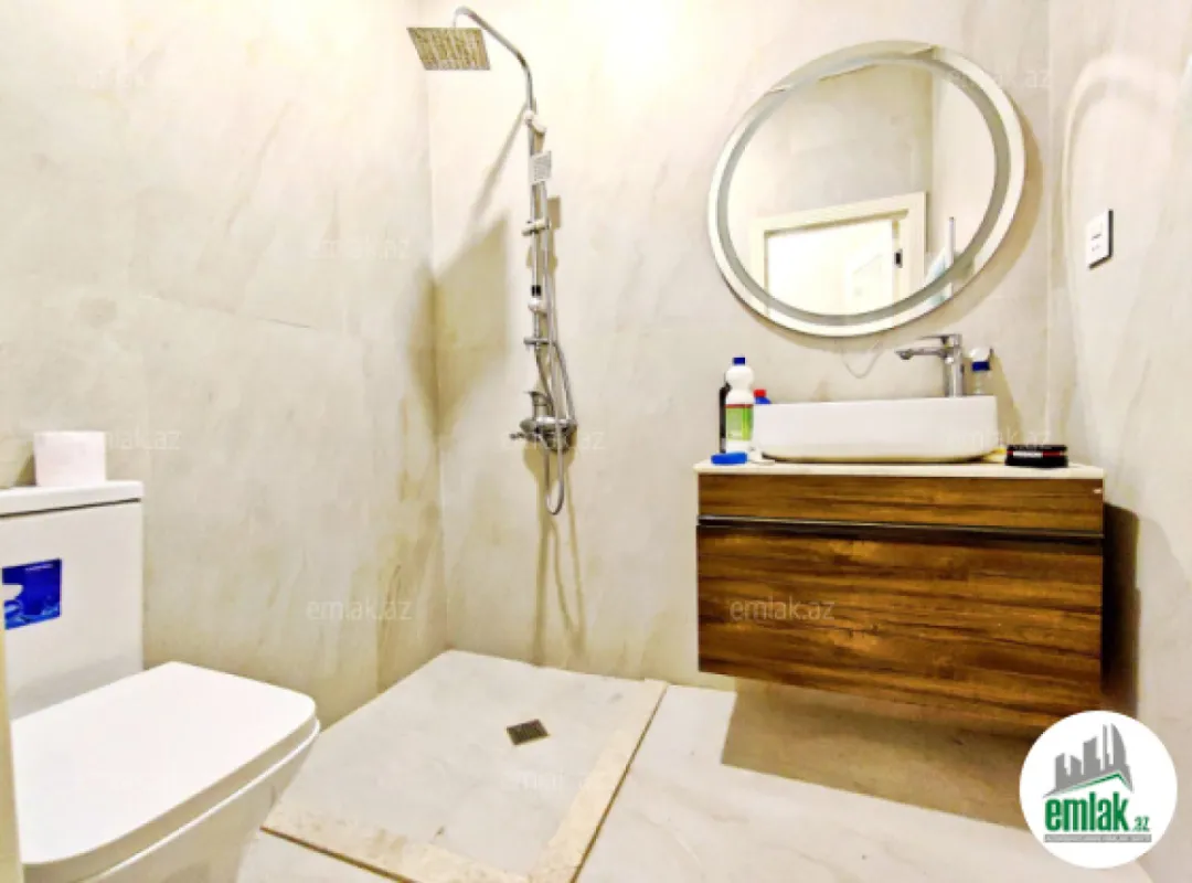 Satılır 2 otaqlı yeni tikili 75 m²