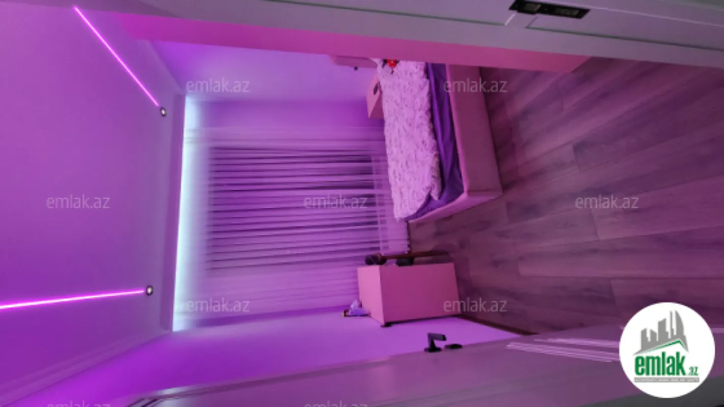 Satılır 4 otaqlı həyət evi 200 m²