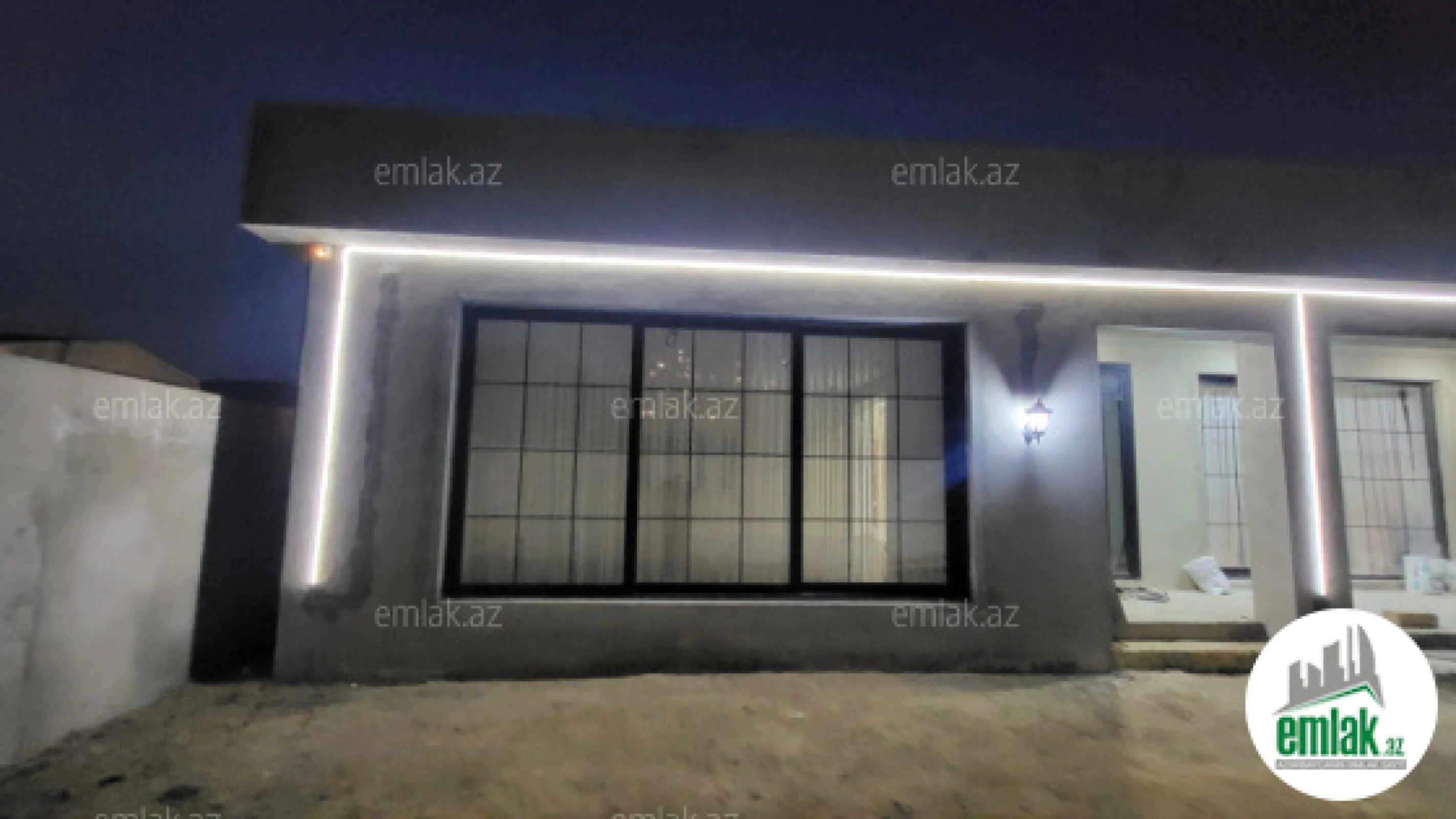 Satılır 4 otaqlı həyət evi 200 m²