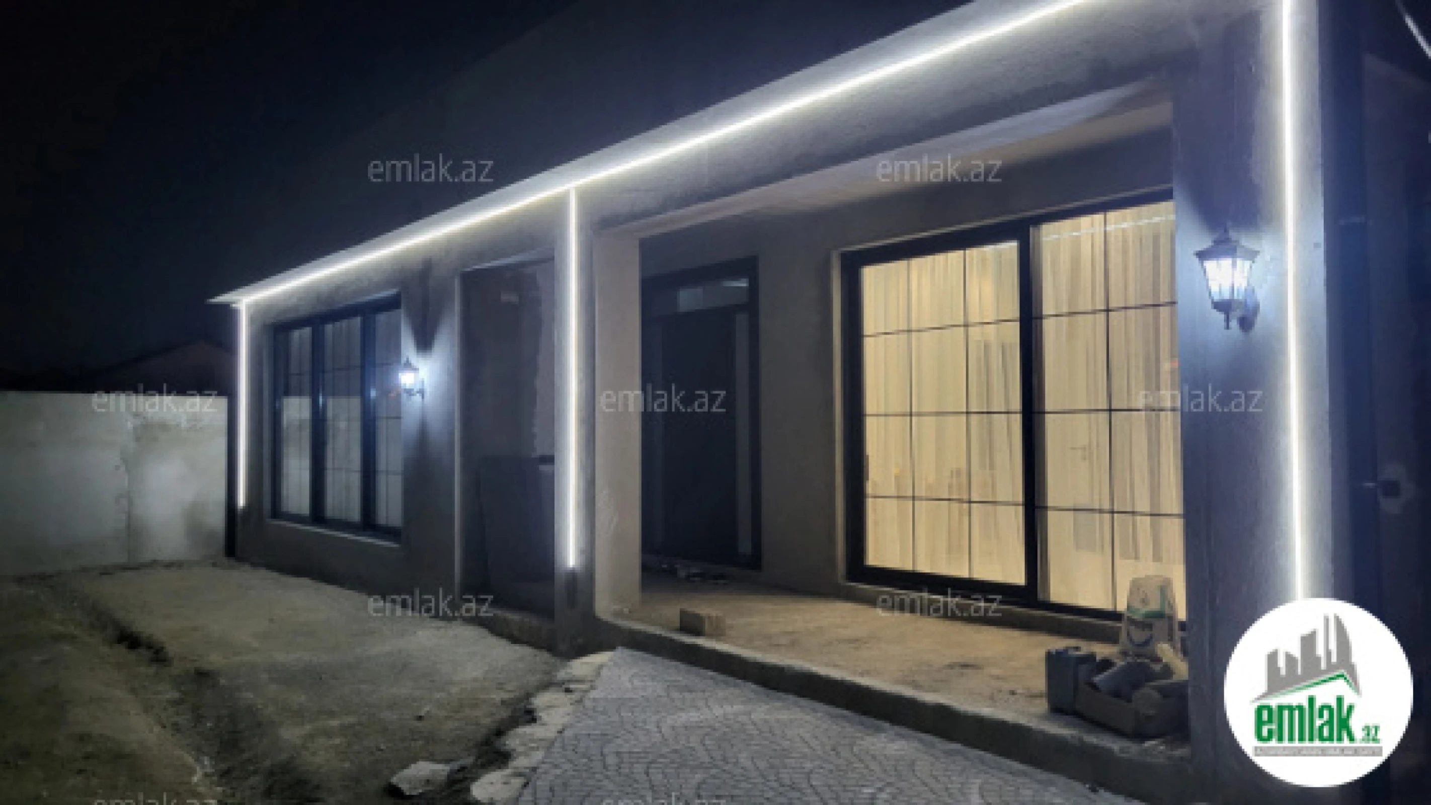 Satılır 4 otaqlı həyət evi 200 m²