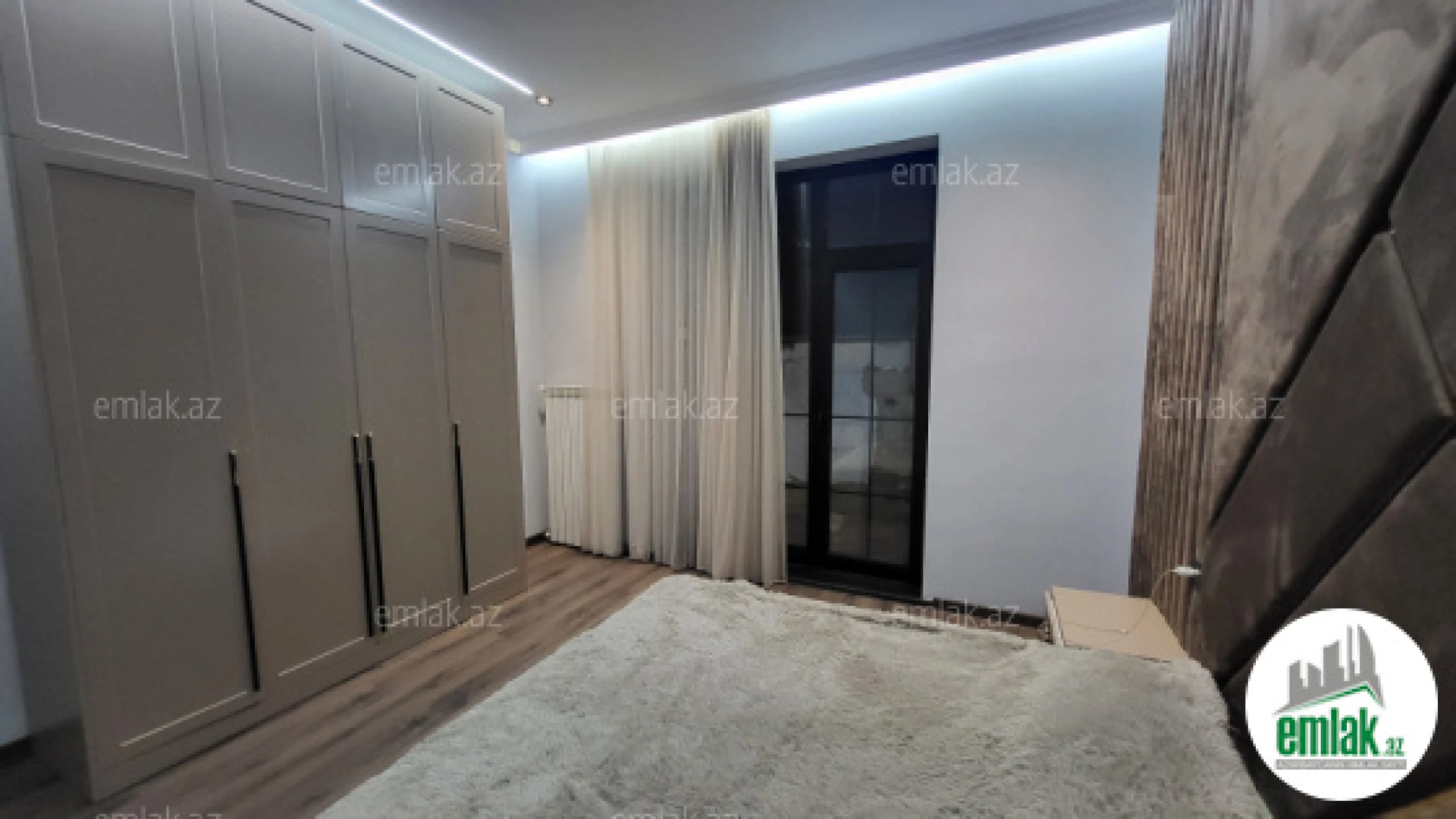 Satılır 4 otaqlı həyət evi 200 m²