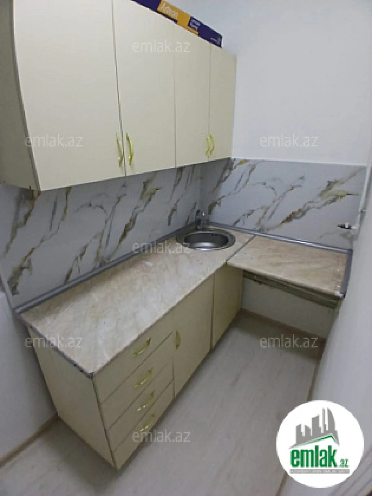 Satılır 2 otaqlı yeni tikili 45 m²