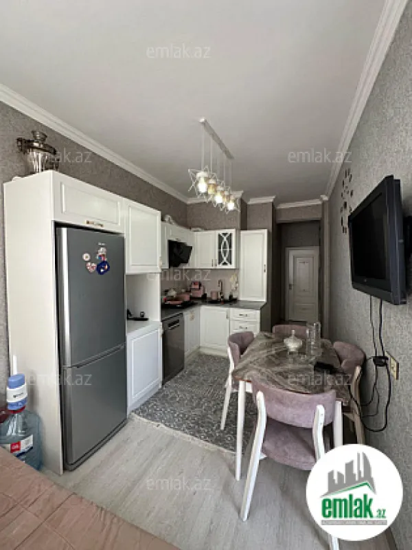 Satılır 2 otaqlı yeni tikili 88 m²