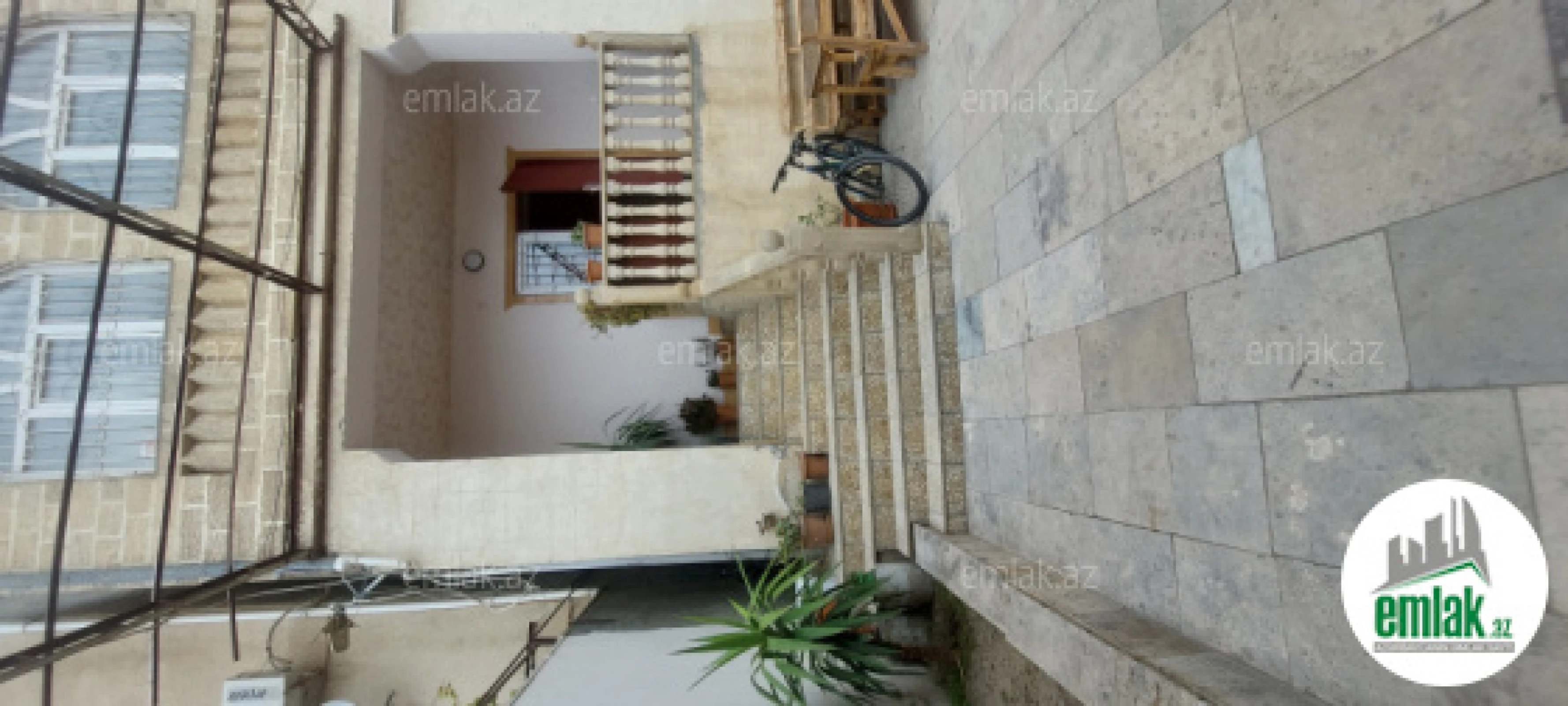 Satılır 6 otaqlı həyət evi 260 m²