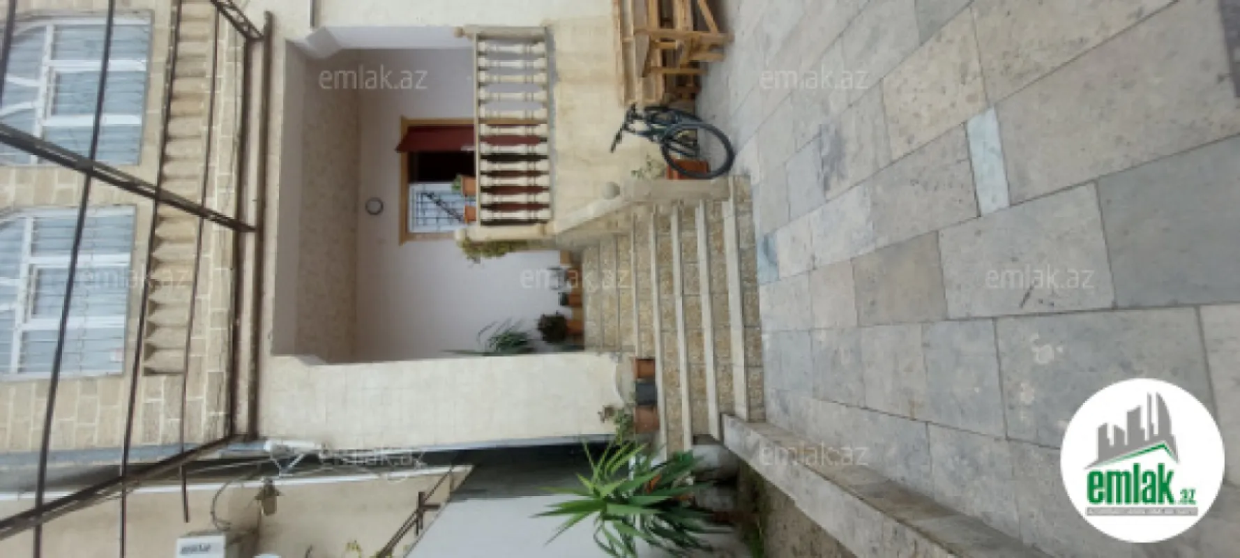 Satılır 6 otaqlı həyət evi 260 m²