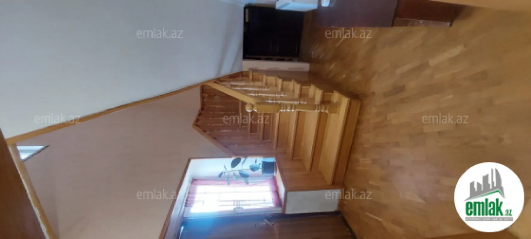 Satılır 6 otaqlı həyət evi 260 m²