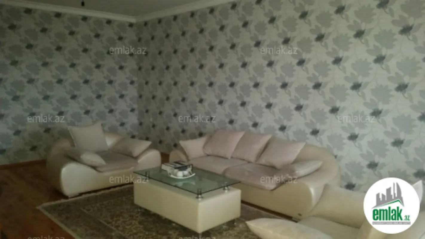 Satılır 6 otaqlı həyət evi 260 m²