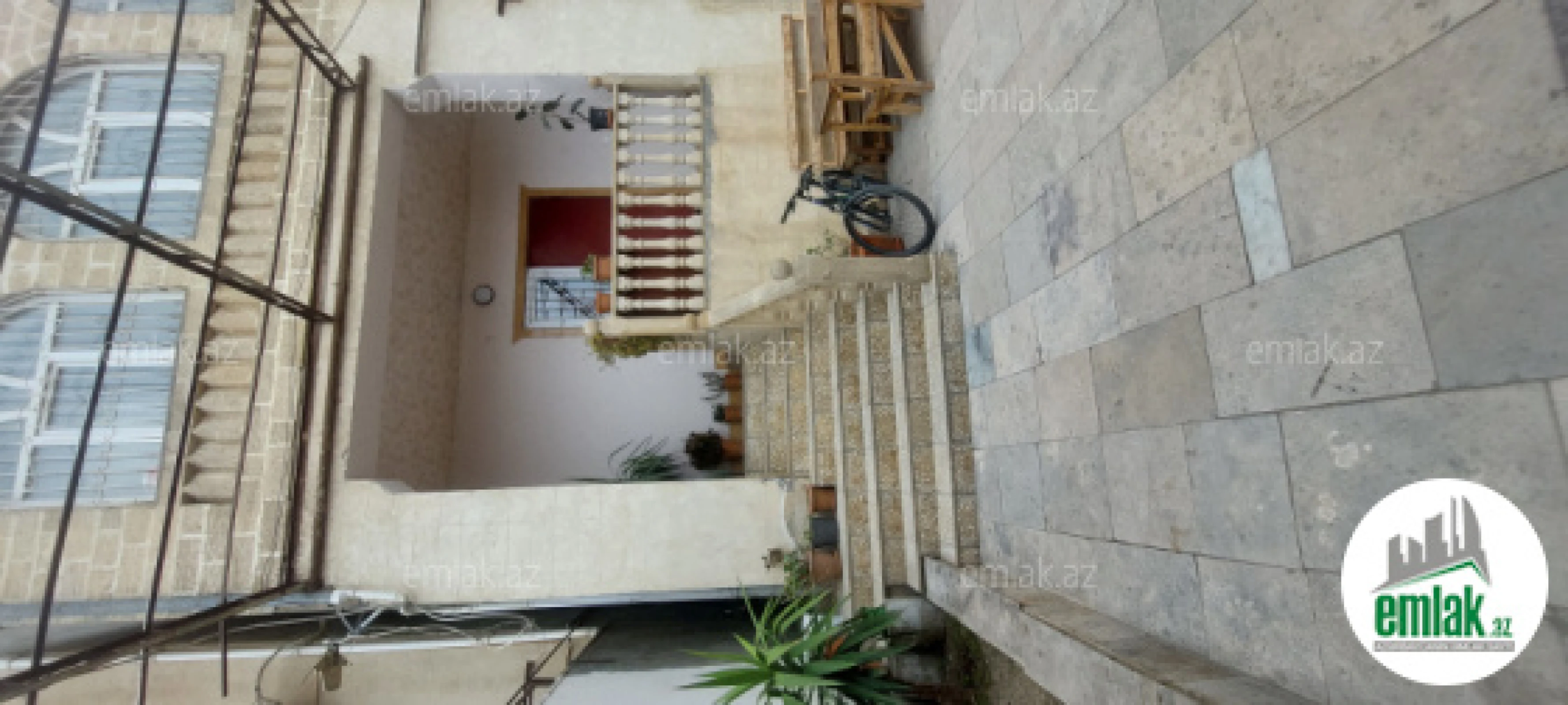 Satılır 6 otaqlı həyət evi 260 m²