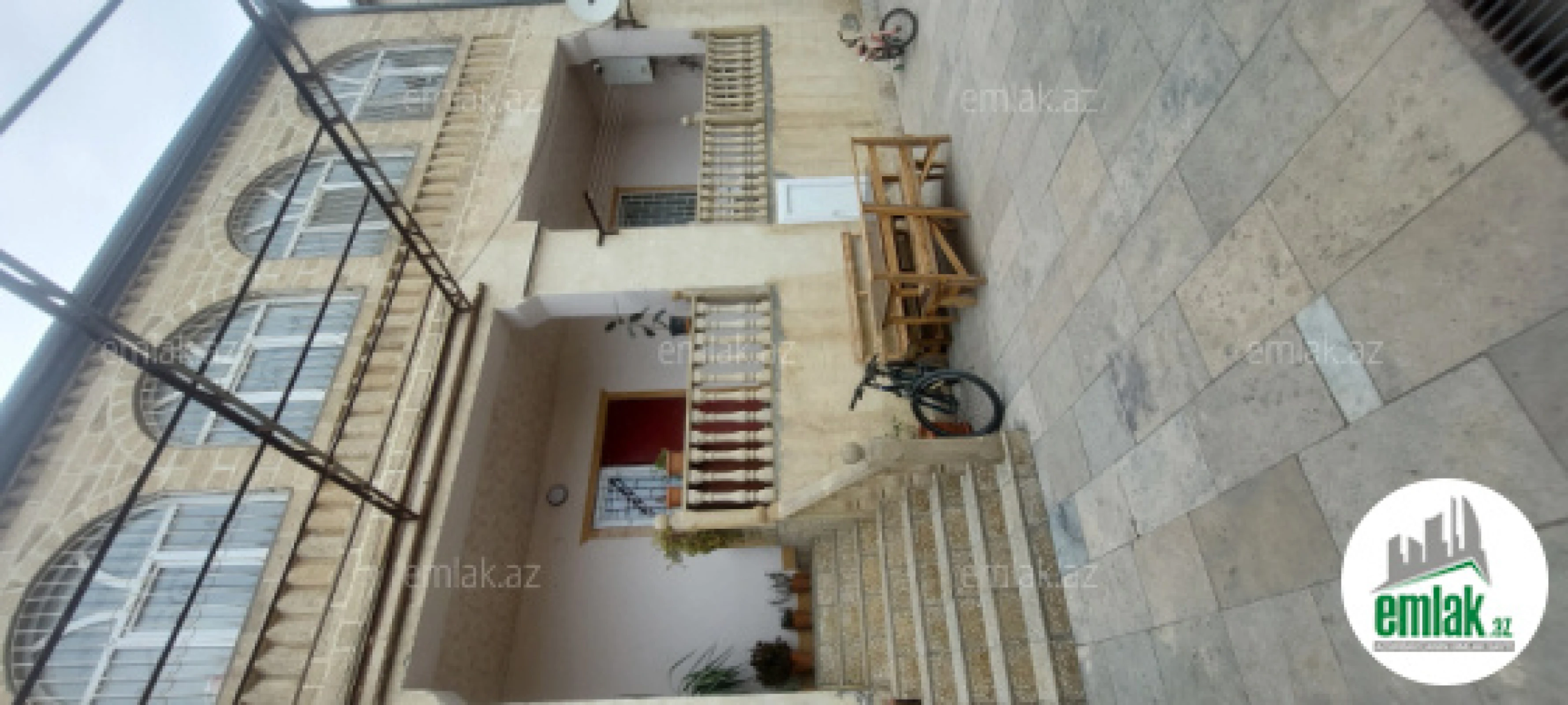 Satılır 6 otaqlı həyət evi 260 m²