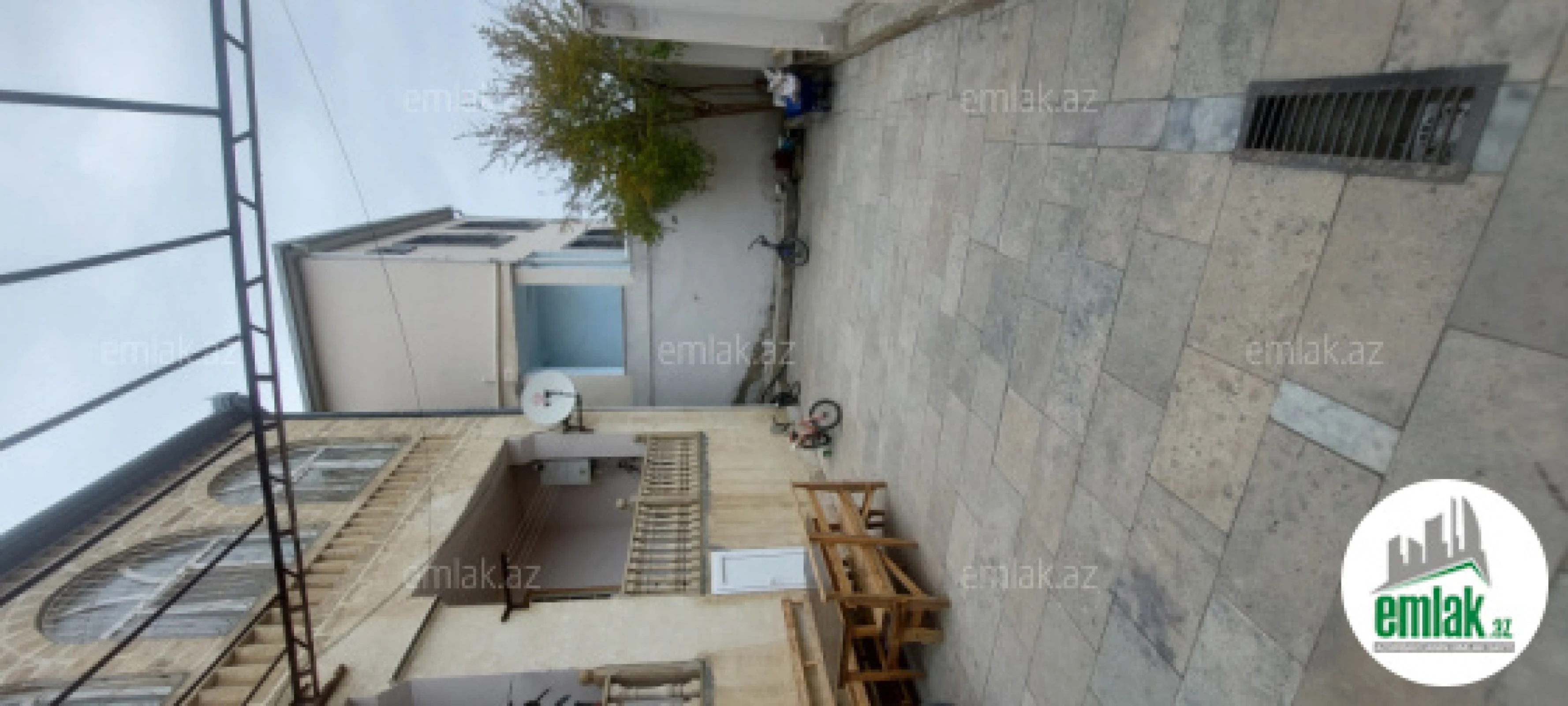Satılır 6 otaqlı həyət evi 260 m²