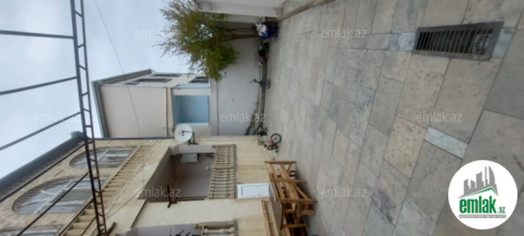 Satılır 6 otaqlı həyət evi 260 m²