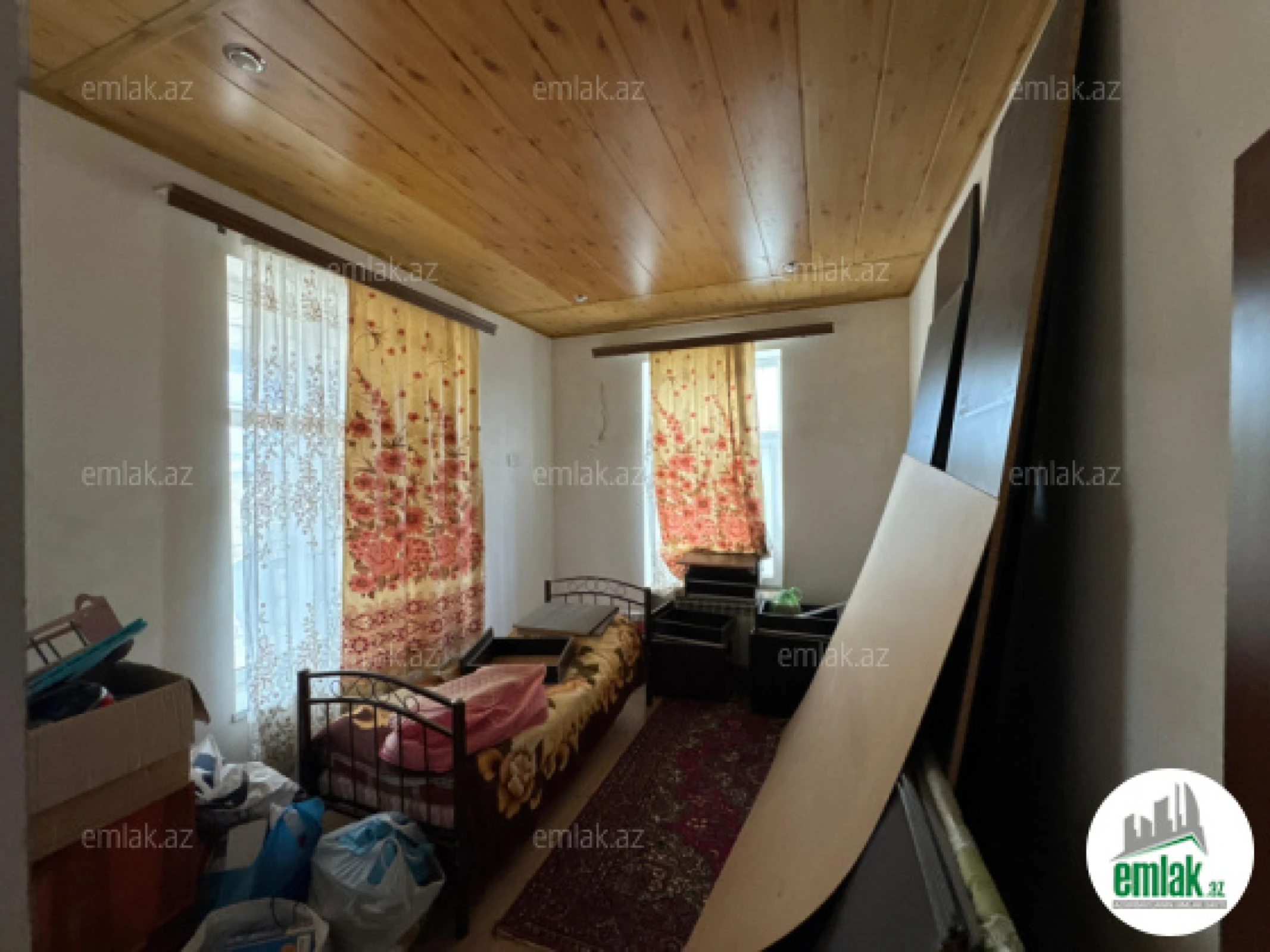 Satılır 7 otaqlı mənzil 280 m²