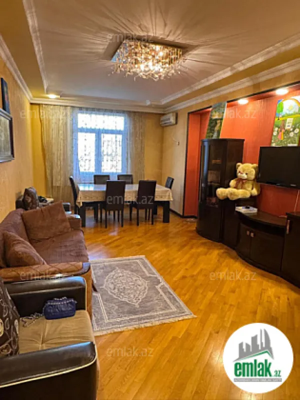 Satılır 3 otaqlı yeni tikili 110 m²