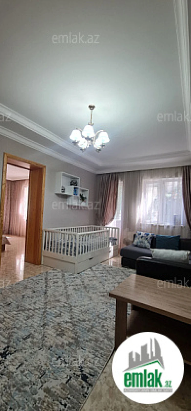 Satılır 10 otaqlı həyət evi 320 m²