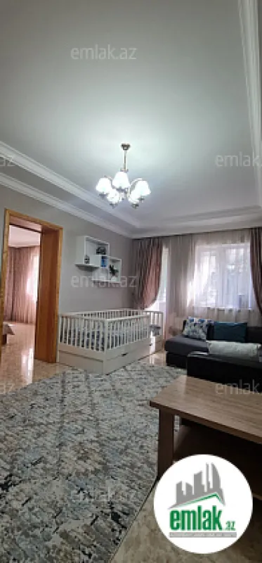 Satılır 10 otaqlı həyət evi 320 m²