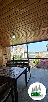 Satılır 10 otaqlı həyət evi 320 m²