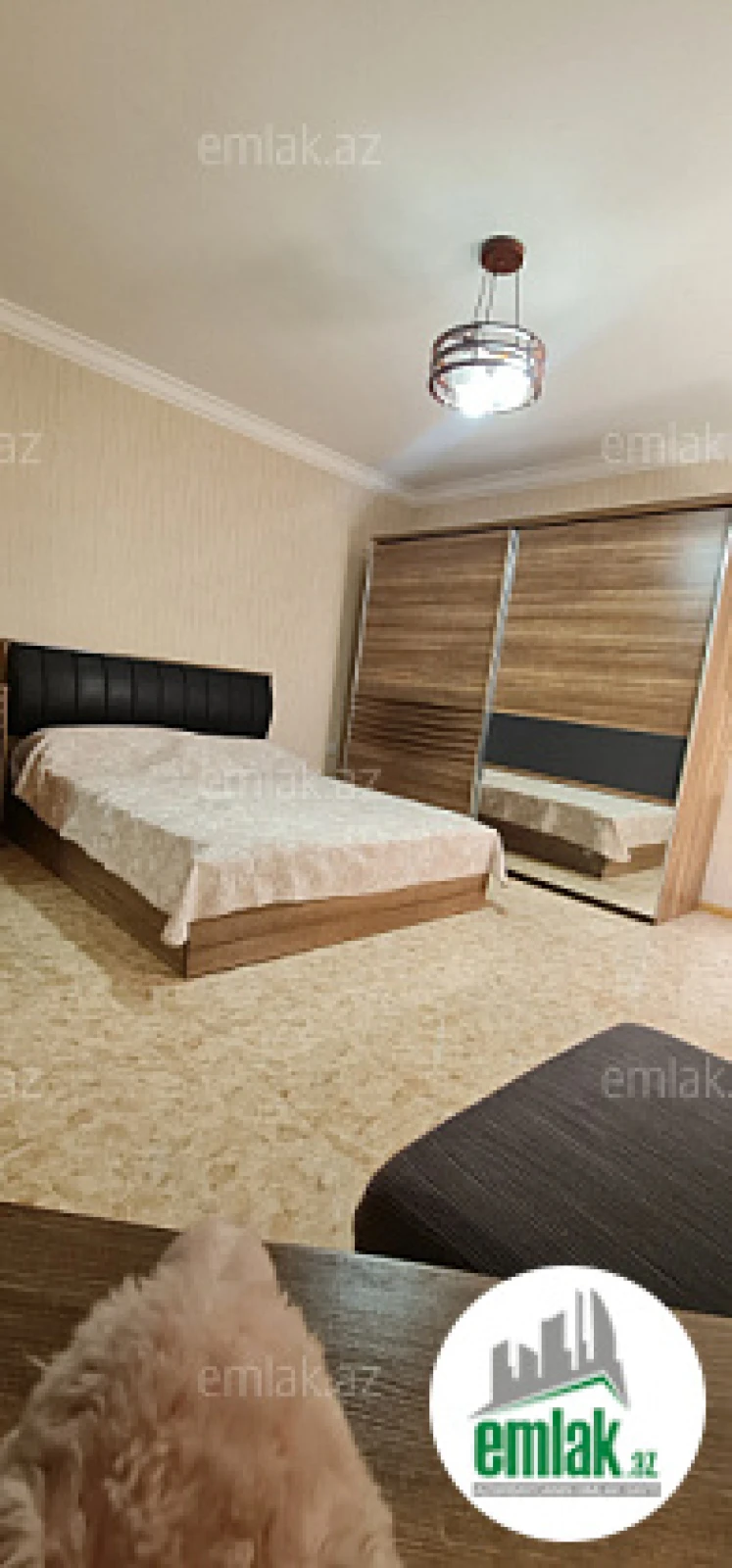 Satılır 10 otaqlı həyət evi 320 m²