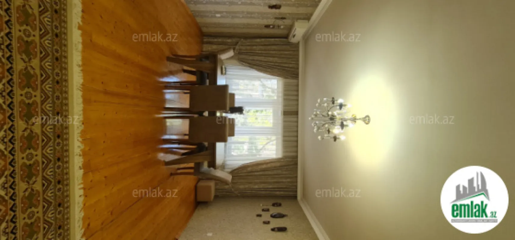 Satılır 10 otaqlı həyət evi 320 m²