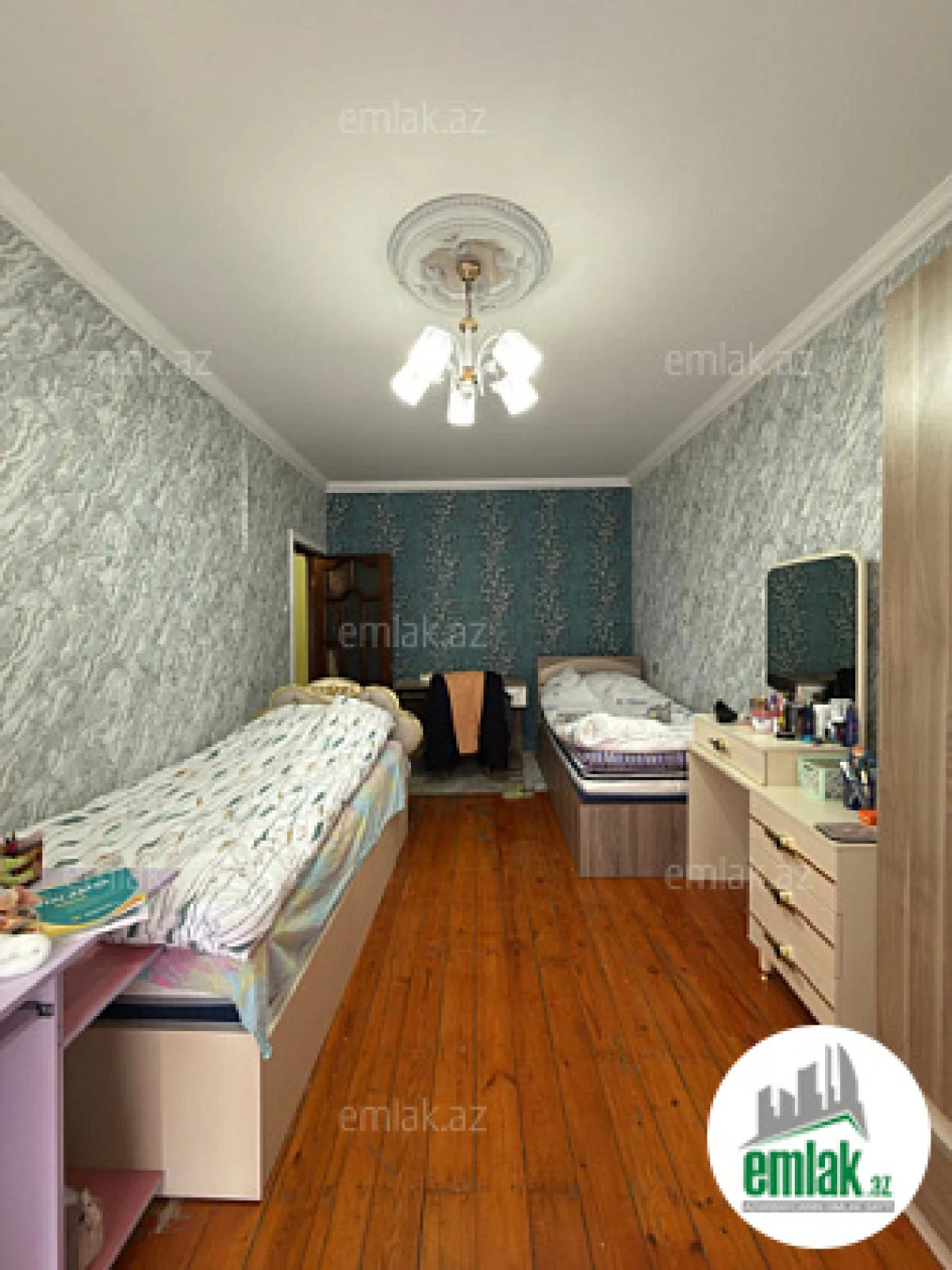 Satılır 3 otaqlı köhnə tikili 91 m²