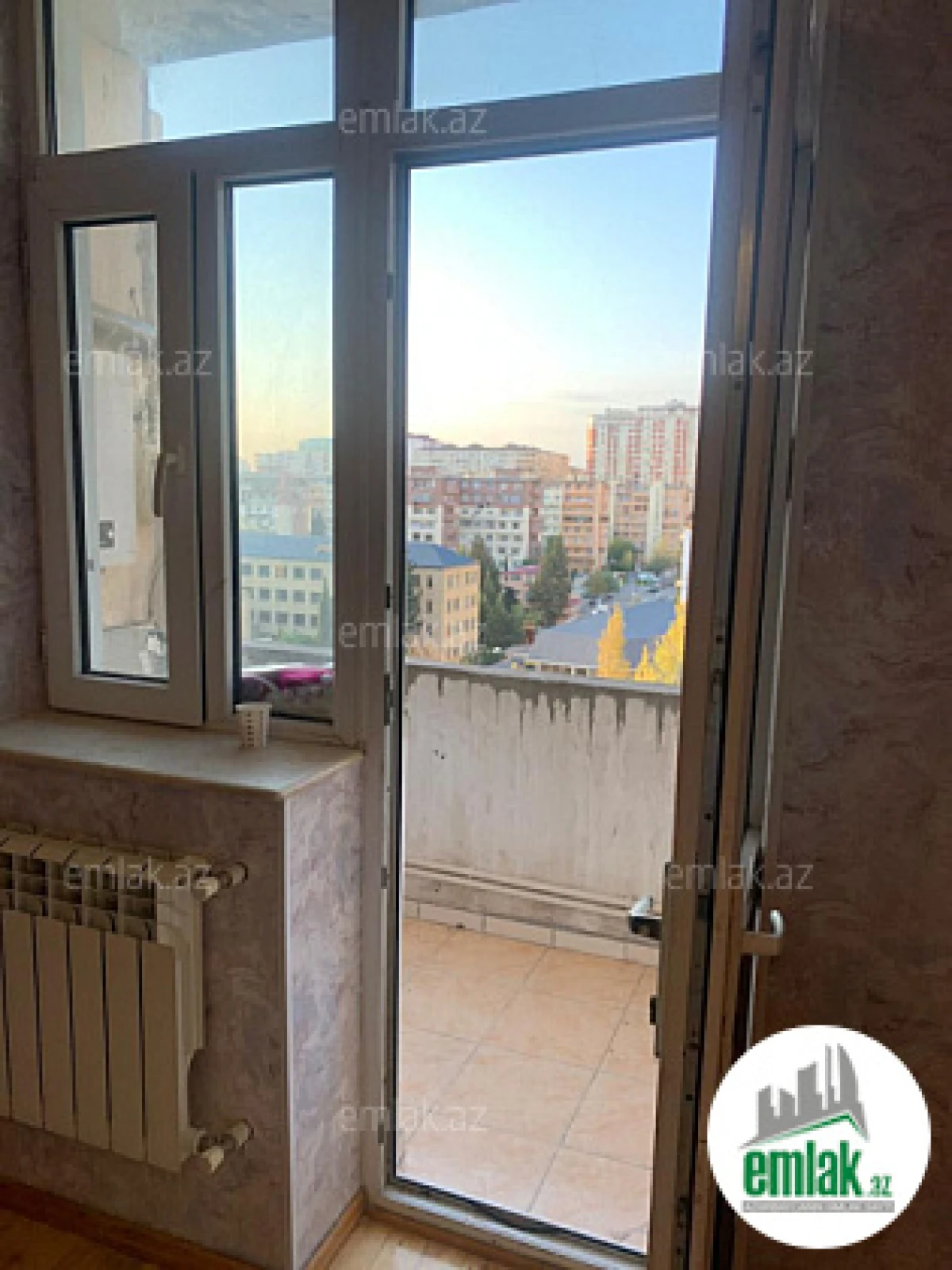 Satılır 3 otaqlı yeni tikili 65 m²