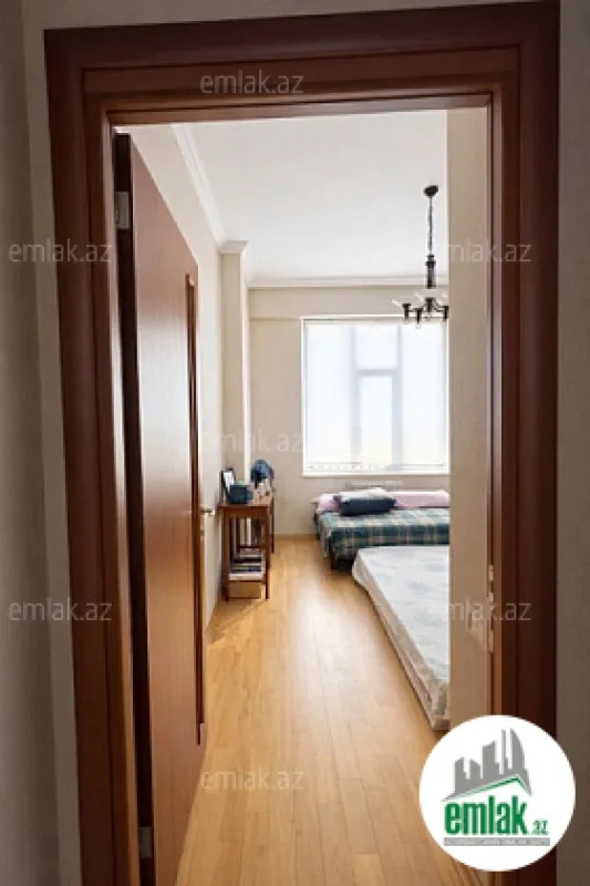 Satılır 2 otaqlı yeni tikili 73 m²