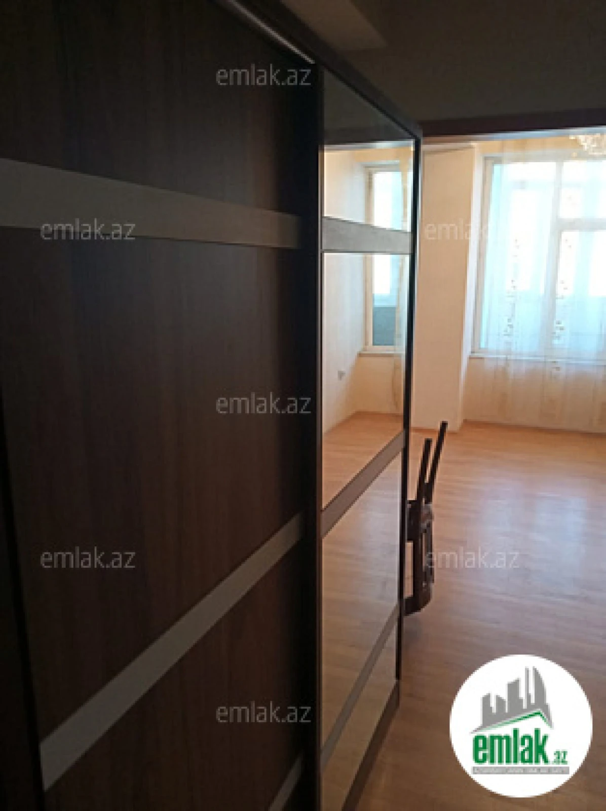 Satılır 2 otaqlı yeni tikili 73 m²