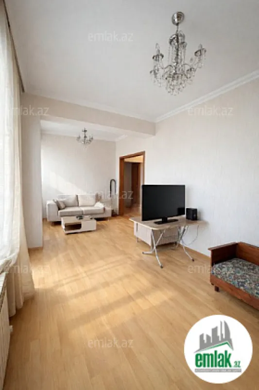 Satılır 2 otaqlı yeni tikili 73 m²