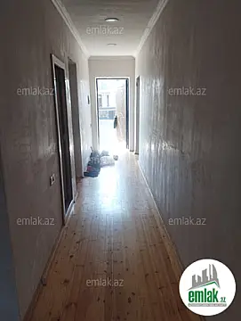 Satılır 6 otaqlı həyət evi 200 m²